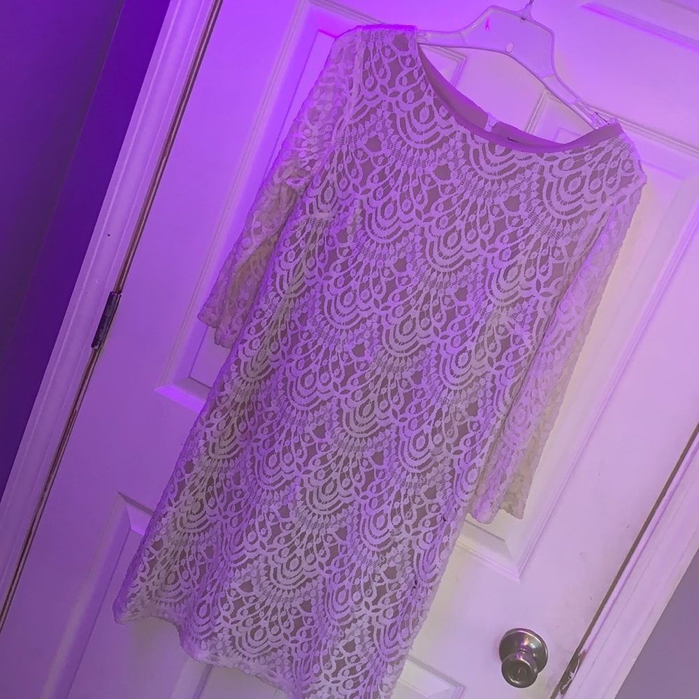 Ronni Nicole lace dress